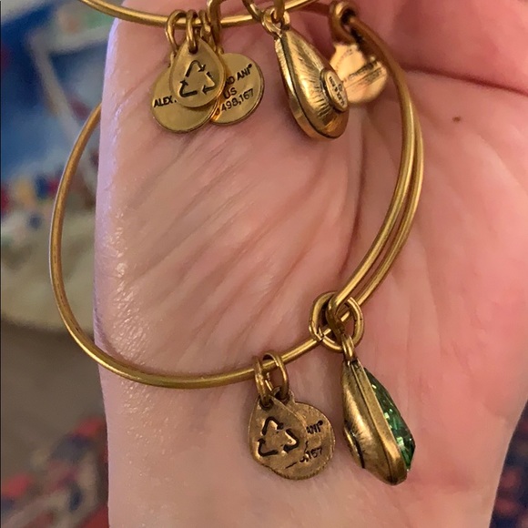 Alex and Ani 2 pack Swarovski green crystal charms - Picture 4 of 5